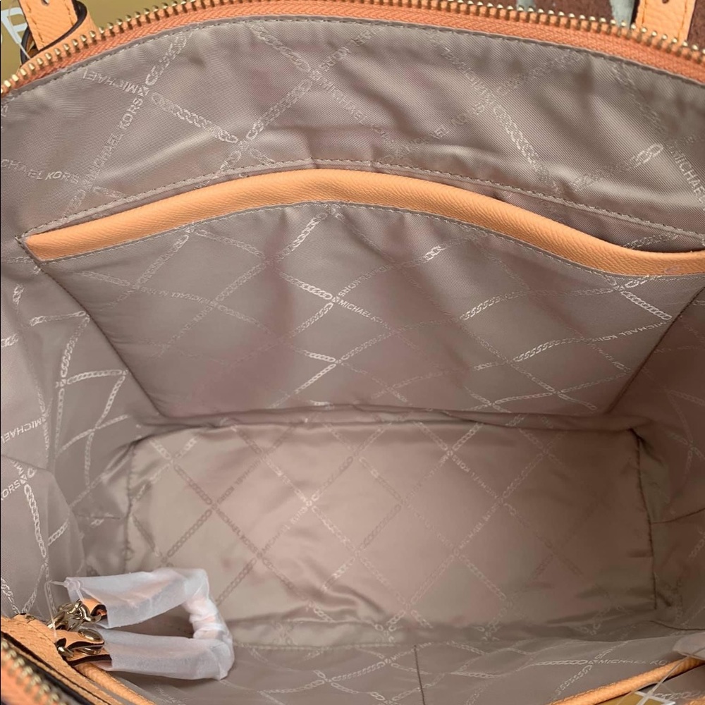 NWT MICHAEL KORS SHOULDER BAG! - Picture 5 of 7